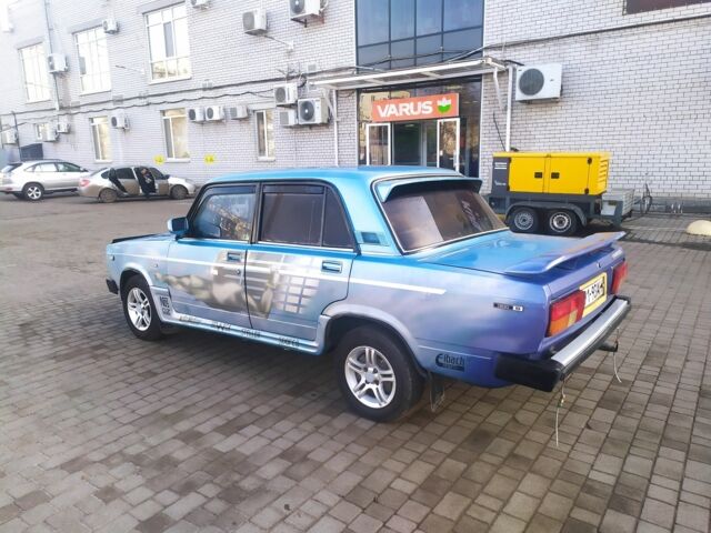 Синий ВАЗ 2105, объемом двигателя 0 л и пробегом 87 тыс. км за 1497 $, фото 2 на Automoto.ua