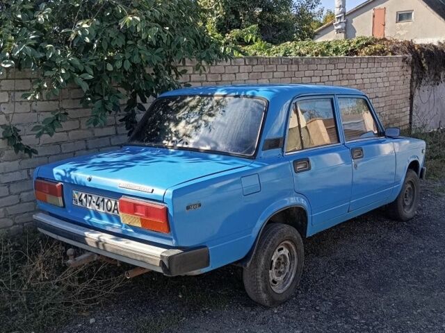 Синий ВАЗ 2105, объемом двигателя 5 л и пробегом 50 тыс. км за 300 $, фото 2 на Automoto.ua