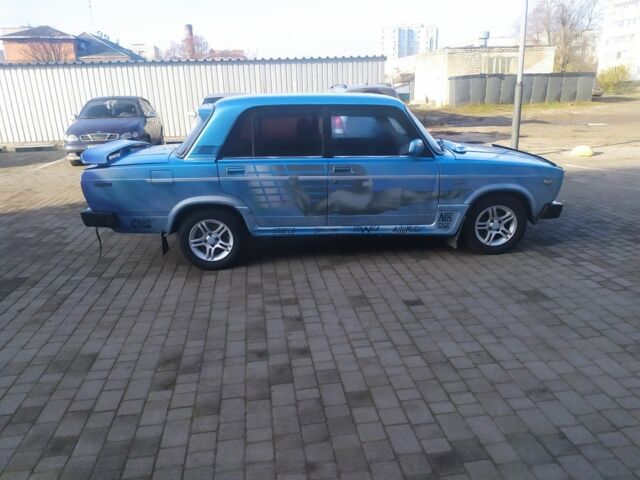 Синий ВАЗ 2105, объемом двигателя 0 л и пробегом 87 тыс. км за 1497 $, фото 5 на Automoto.ua