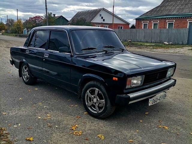 Синий ВАЗ 2105, объемом двигателя 1.3 л и пробегом 111 тыс. км за 850 $, фото 2 на Automoto.ua
