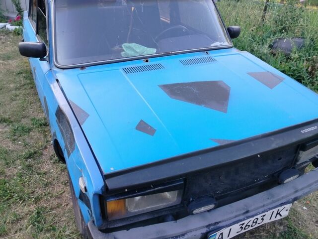 Синий ВАЗ 2105, объемом двигателя 1.3 л и пробегом 749 тыс. км за 10000 $, фото 5 на Automoto.ua
