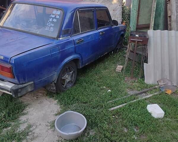 Синій ВАЗ 2105, об'ємом двигуна 1.5 л та пробігом 150 тис. км за 600 $, фото 2 на Automoto.ua