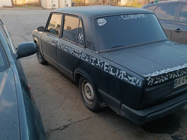 Синій ВАЗ 2105, об'ємом двигуна 1.3 л та пробігом 111 тис. км за 472 $, фото 1 на Automoto.ua