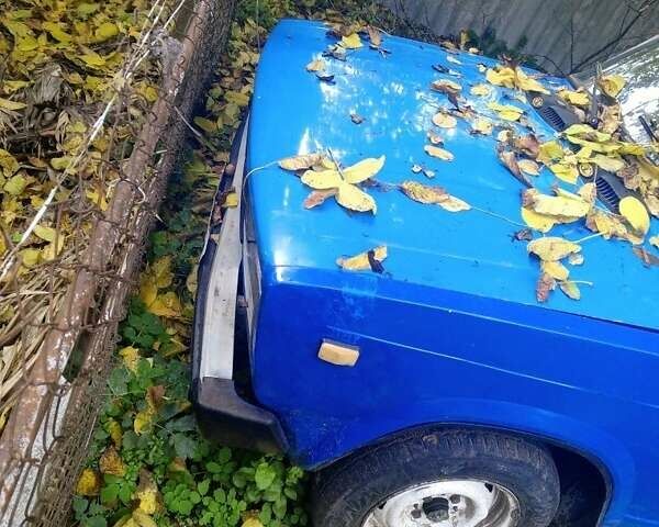 Синий ВАЗ 2105, объемом двигателя 8 л и пробегом 90 тыс. км за 408 $, фото 4 на Automoto.ua