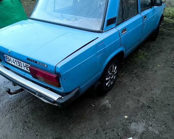 Синий ВАЗ 2105, объемом двигателя 1.3 л и пробегом 200 тыс. км за 500 $, фото 2 на Automoto.ua