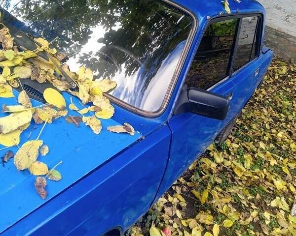Синий ВАЗ 2105, объемом двигателя 8 л и пробегом 90 тыс. км за 408 $, фото 2 на Automoto.ua