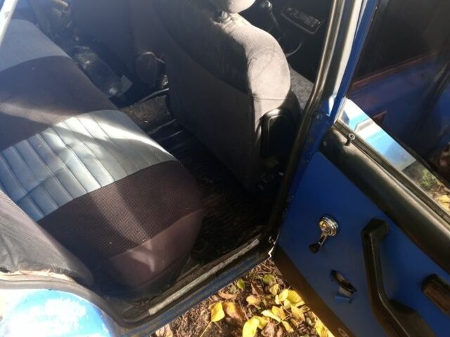 Синий ВАЗ 2105, объемом двигателя 8 л и пробегом 90 тыс. км за 408 $, фото 1 на Automoto.ua