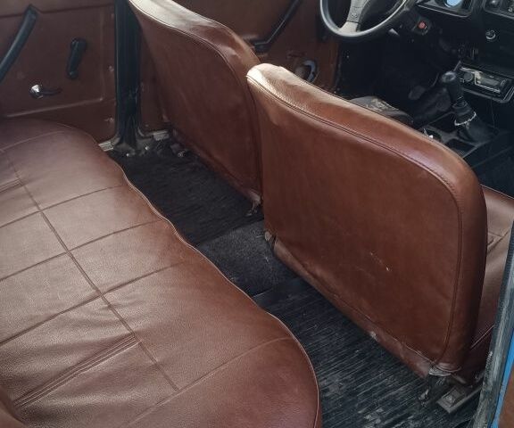 Синий ВАЗ 2105, объемом двигателя 1.2 л и пробегом 350 тыс. км за 300 $, фото 5 на Automoto.ua