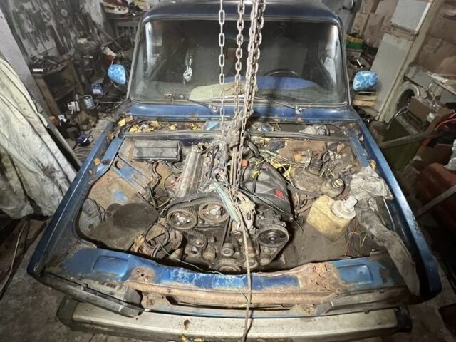 Синий ВАЗ 2105, объемом двигателя 0 л и пробегом 100 тыс. км за 500 $, фото 4 на Automoto.ua