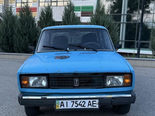 Синий ВАЗ 2105, объемом двигателя 1.5 л и пробегом 66 тыс. км за 605 $, фото 2 на Automoto.ua