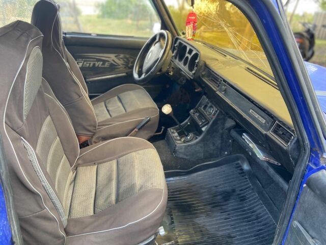 Синий ВАЗ 2105, объемом двигателя 1.3 л и пробегом 3 тыс. км за 406 $, фото 1 на Automoto.ua