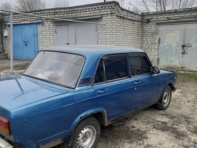 Синий ВАЗ 2105, объемом двигателя 0 л и пробегом 100 тыс. км за 500 $, фото 1 на Automoto.ua