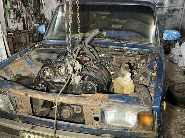 Синий ВАЗ 2105, объемом двигателя 0 л и пробегом 100 тыс. км за 500 $, фото 3 на Automoto.ua