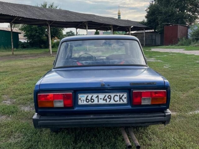 Синій ВАЗ 2105, об'ємом двигуна 1.3 л та пробігом 300 тис. км за 383 $, фото 6 на Automoto.ua