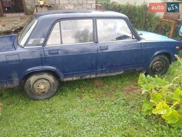 Синий ВАЗ 2105, объемом двигателя 0 л и пробегом 111 тыс. км за 250 $, фото 5 на Automoto.ua