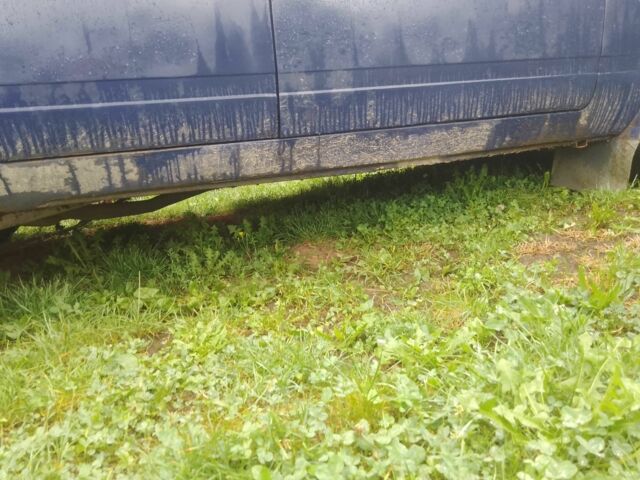 Синий ВАЗ 2105, объемом двигателя 0 л и пробегом 111 тыс. км за 250 $, фото 5 на Automoto.ua