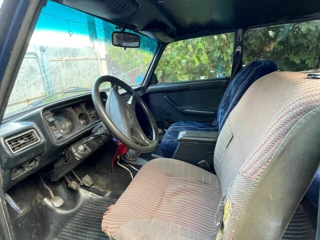 Синій ВАЗ 2105, об'ємом двигуна 1.3 л та пробігом 300 тис. км за 383 $, фото 1 на Automoto.ua