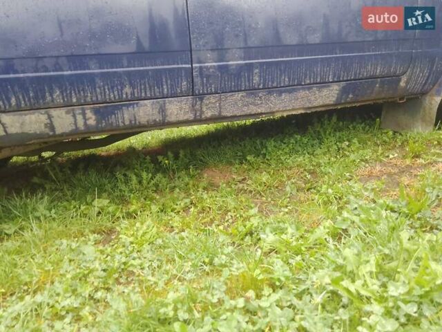 Синий ВАЗ 2105, объемом двигателя 0 л и пробегом 111 тыс. км за 250 $, фото 4 на Automoto.ua