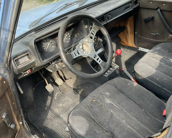 Синий ВАЗ 2105, объемом двигателя 0 л и пробегом 1 тыс. км за 600 $, фото 4 на Automoto.ua