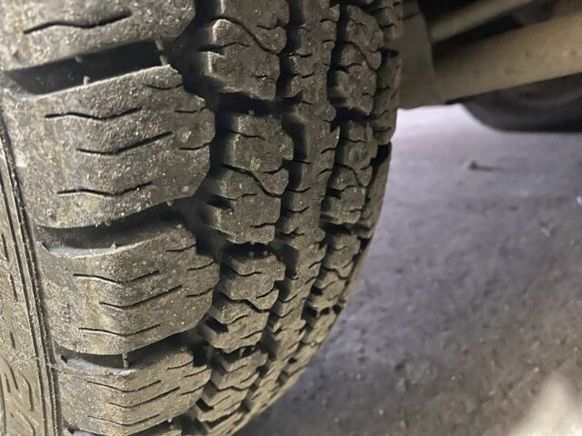 Синий ВАЗ 2105, объемом двигателя 1.3 л и пробегом 220 тыс. км за 350 $, фото 6 на Automoto.ua