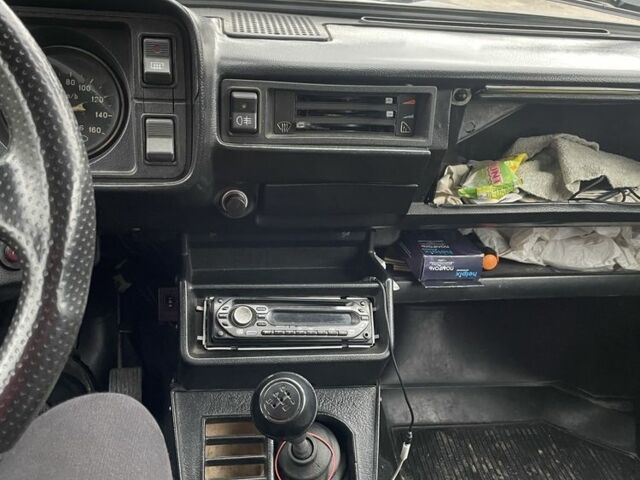 Синий ВАЗ 2105, объемом двигателя 1.2 л и пробегом 3 тыс. км за 666 $, фото 10 на Automoto.ua