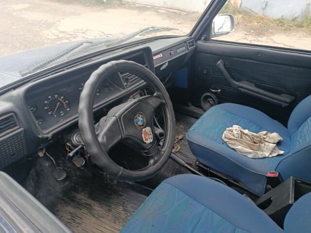 Синій ВАЗ 2105, об'ємом двигуна 1.2 л та пробігом 27 тис. км за 712 $, фото 4 на Automoto.ua