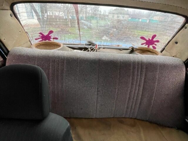 Синий ВАЗ 2105, объемом двигателя 1.5 л и пробегом 60 тыс. км за 154 $, фото 5 на Automoto.ua