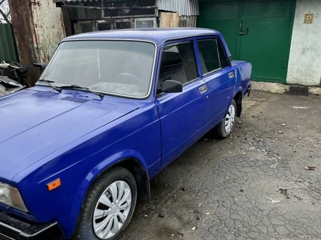 Синий ВАЗ 2105, объемом двигателя 0 л и пробегом 200 тыс. км за 500 $, фото 2 на Automoto.ua
