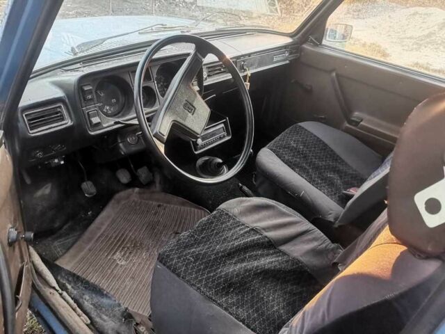 Синий ВАЗ 2105, объемом двигателя 1.3 л и пробегом 500 тыс. км за 400 $, фото 9 на Automoto.ua
