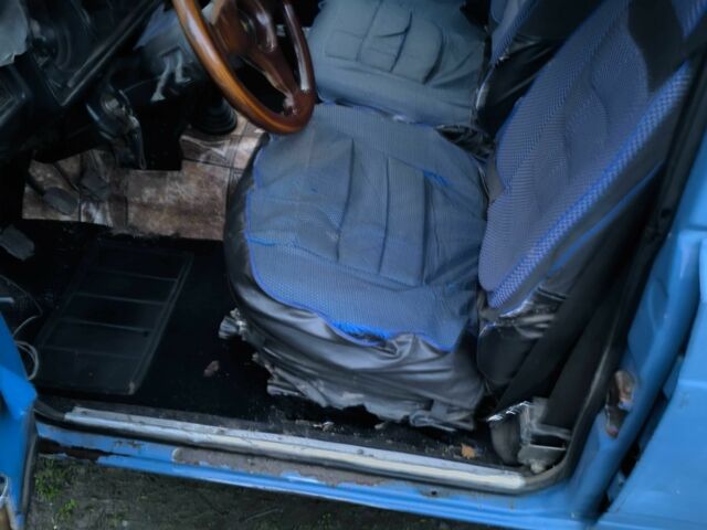 Синий ВАЗ 2105, объемом двигателя 1.3 л и пробегом 200 тыс. км за 500 $, фото 4 на Automoto.ua