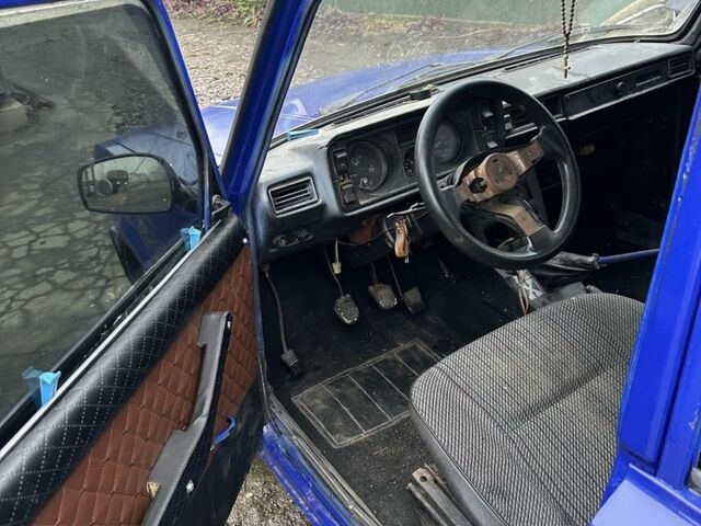 Синий ВАЗ 2105, объемом двигателя 0 л и пробегом 200 тыс. км за 500 $, фото 4 на Automoto.ua