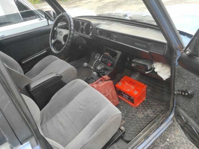 Синий ВАЗ 2105, объемом двигателя 0 л и пробегом 188 тыс. км за 553 $, фото 17 на Automoto.ua