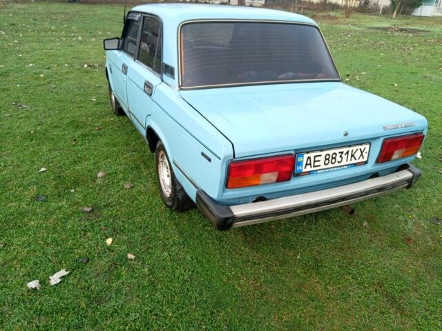 Синий ВАЗ 2105, объемом двигателя 1.5 л и пробегом 250 тыс. км за 709 $, фото 3 на Automoto.ua