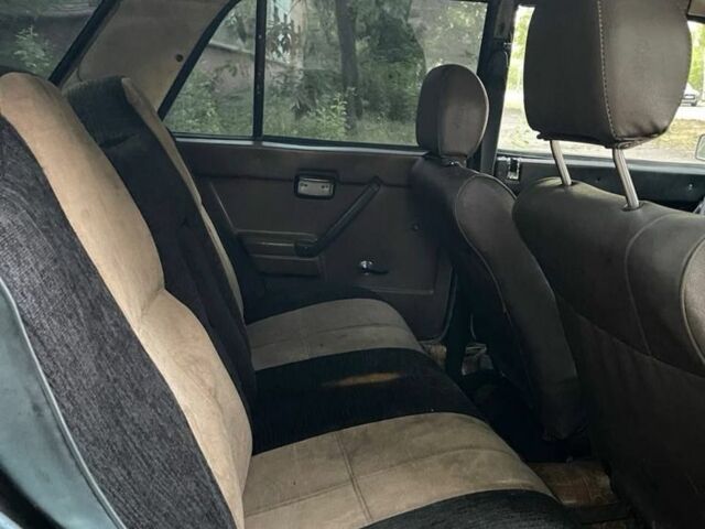 Синий ВАЗ 2105, объемом двигателя 1.7 л и пробегом 88 тыс. км за 750 $, фото 8 на Automoto.ua