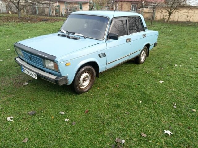 Синий ВАЗ 2105, объемом двигателя 1.5 л и пробегом 250 тыс. км за 709 $, фото 1 на Automoto.ua