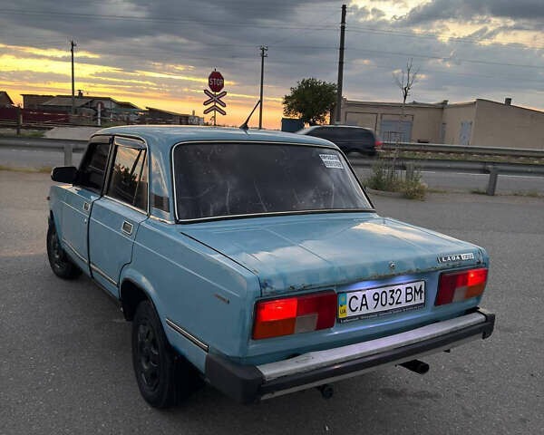 Синий ВАЗ 2105, объемом двигателя 1.2 л и пробегом 100 тыс. км за 637 $, фото 4 на Automoto.ua