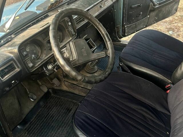 Синій ВАЗ 2105, об'ємом двигуна 1 л та пробігом 100 тис. км за 500 $, фото 5 на Automoto.ua