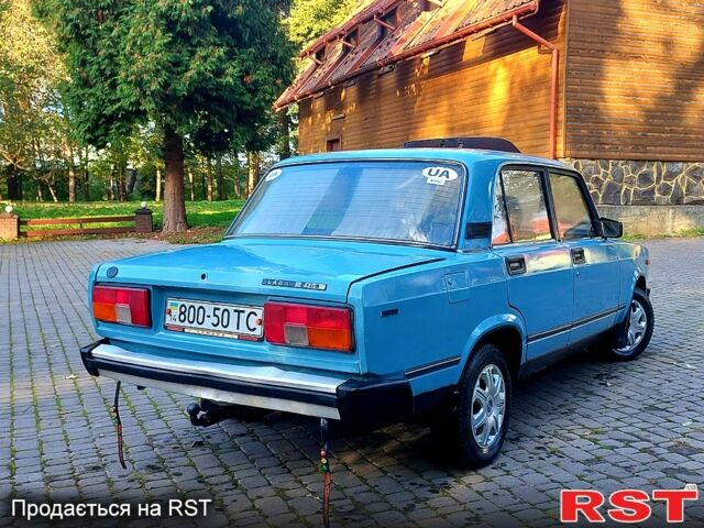 Синий ВАЗ 2105, объемом двигателя 1.3 л и пробегом 150 тыс. км за 620 $, фото 2 на Automoto.ua