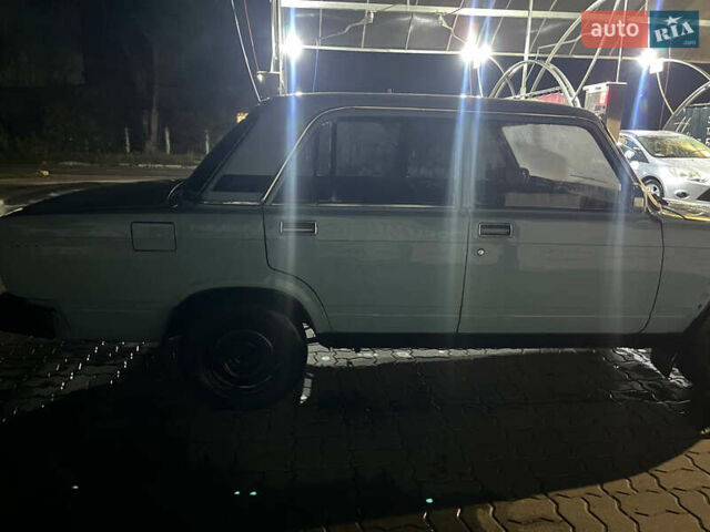 Синій ВАЗ 2105, об'ємом двигуна 1.5 л та пробігом 200 тис. км за 450 $, фото 5 на Automoto.ua