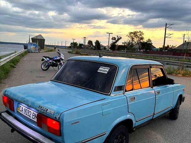 Синий ВАЗ 2105, объемом двигателя 1.2 л и пробегом 100 тыс. км за 650 $, фото 2 на Automoto.ua