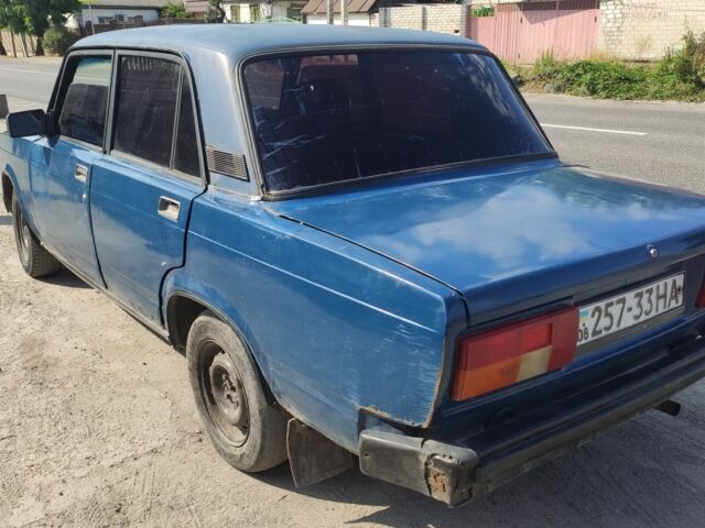 Синий ВАЗ 2105, объемом двигателя 0 л и пробегом 100 тыс. км за 404 $, фото 4 на Automoto.ua