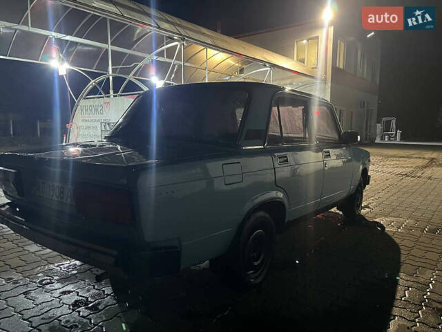Синій ВАЗ 2105, об'ємом двигуна 1.5 л та пробігом 200 тис. км за 450 $, фото 2 на Automoto.ua