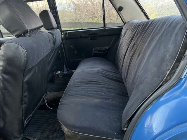 Синий ВАЗ 2105, объемом двигателя 0 л и пробегом 100 тыс. км за 450 $, фото 5 на Automoto.ua