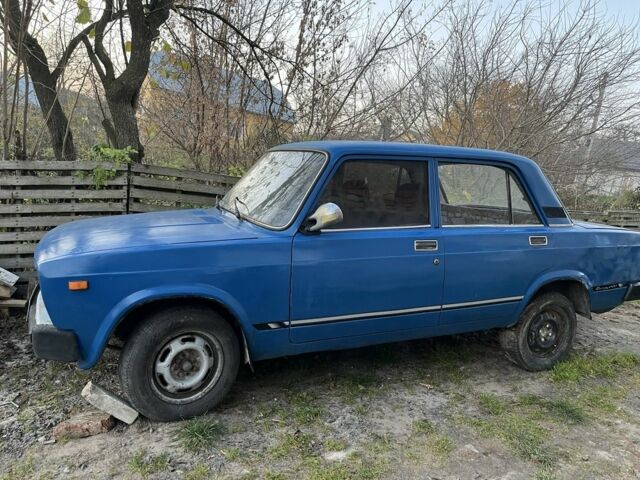 Синий ВАЗ 2105, объемом двигателя 0 л и пробегом 100 тыс. км за 450 $, фото 1 на Automoto.ua