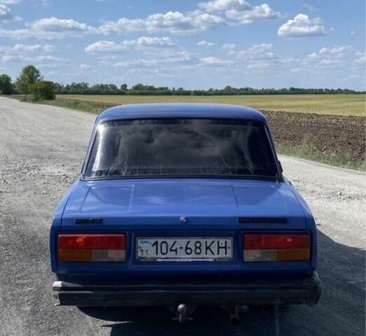 Синий ВАЗ 2105, объемом двигателя 1.5 л и пробегом 104 тыс. км за 492 $, фото 6 на Automoto.ua