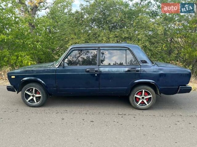 Синий ВАЗ 2105, объемом двигателя 1.3 л и пробегом 100 тыс. км за 1500 $, фото 3 на Automoto.ua