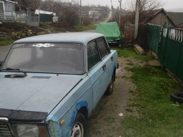 Синий ВАЗ 2105, объемом двигателя 0 л и пробегом 1000 тыс. км за 237 $, фото 1 на Automoto.ua