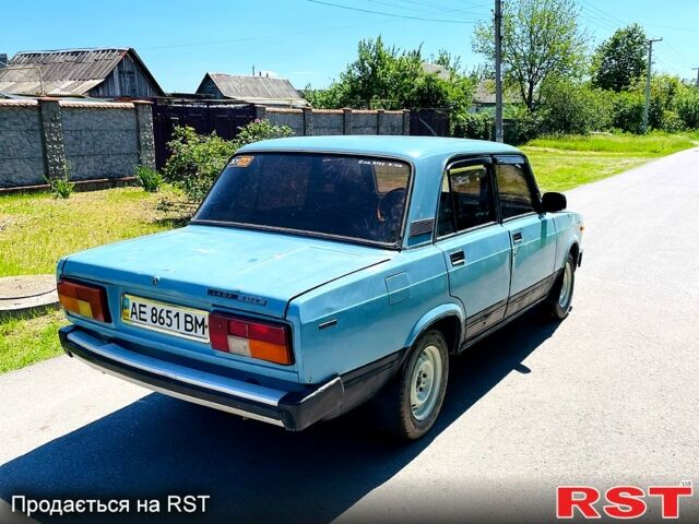 Синий ВАЗ 2105, объемом двигателя 1.3 л и пробегом 200 тыс. км за 550 $, фото 3 на Automoto.ua