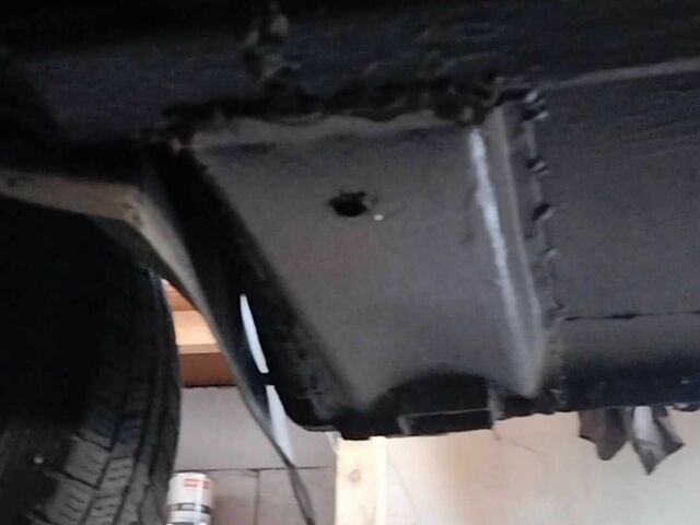 ВАЗ 2105 1990 в Полонном на Automoto.ua Синий ВАЗ 2105, объемом двигателя 1.5 л и пробегом 350 тыс. км за 1194 $, фото 1 на Automoto.ua