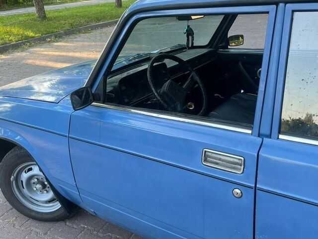 Синий ВАЗ 2105, объемом двигателя 1.3 л и пробегом 121 тыс. км за 1300 $, фото 6 на Automoto.ua
